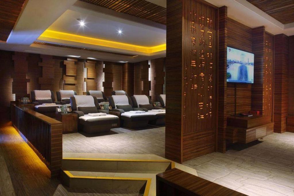 Dongguan Silver World Garden Hotel Esterno foto