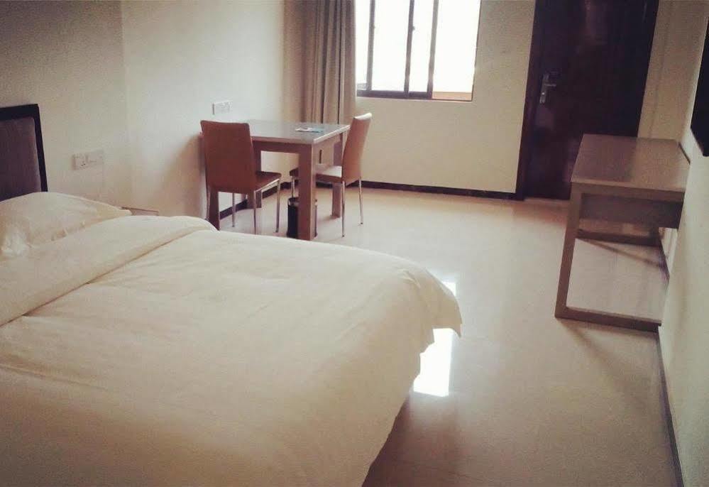 Dongguan Silver World Garden Hotel Esterno foto